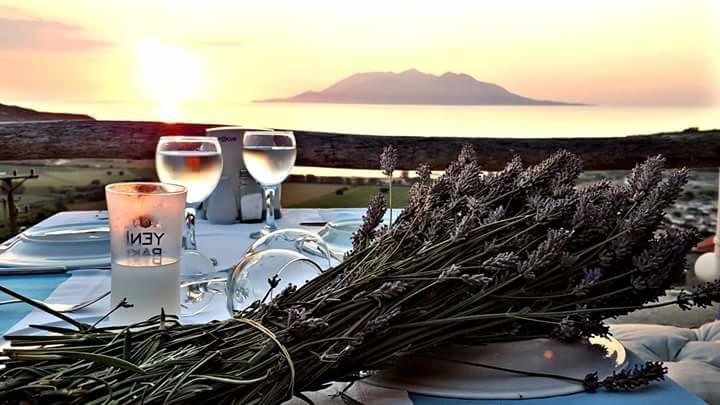 Отель Dimitri Ada Evi & Restaurant Имврос Экстерьер фото