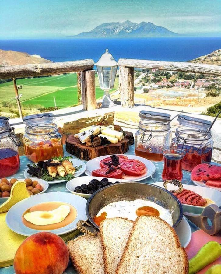 Отель Dimitri Ada Evi & Restaurant Имврос Экстерьер фото